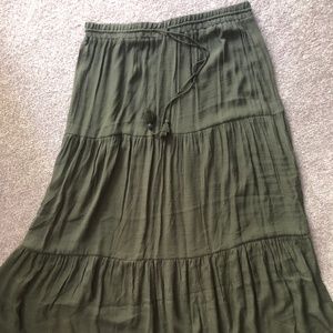 H&M Long Kahki Tiered Maxi Skirt
